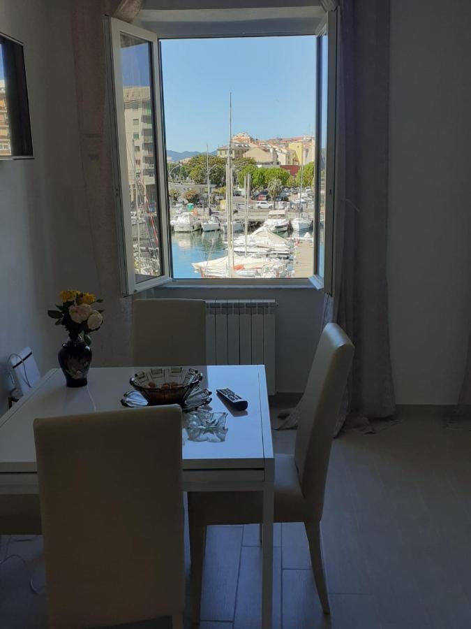 Casa Del Porto Lägenhet Savona Exteriör bild